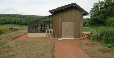Création d'un local rangement et d'une serre
